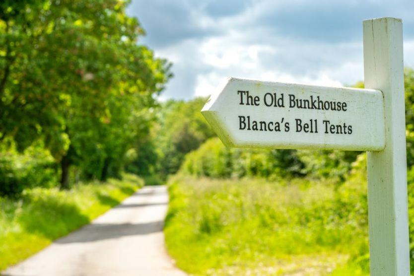 Вилла Red Clover At Blanca'S Bell Tents Ringstead  Экстерьер фото